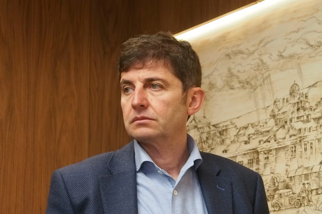 Капитан Калчев поиска публично извинение от Кирил Петков и Лена Бориславова за обвиненията към моряците