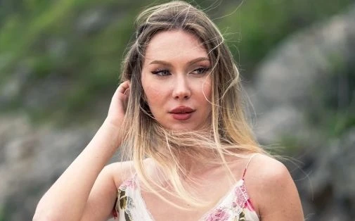 Русокосата БГ риалити звезда, съсипала куп жени с ботокс, го загази 