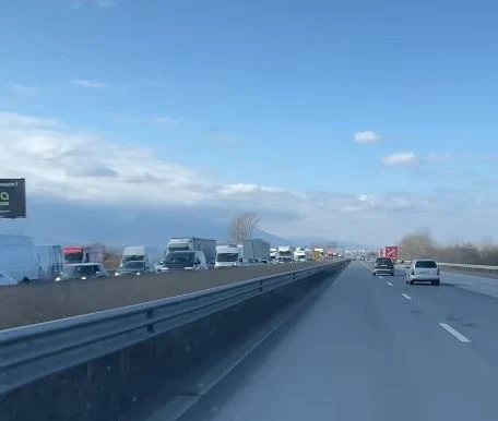 Ад за шофьорите на АМ "Тракия", ето какво се случва