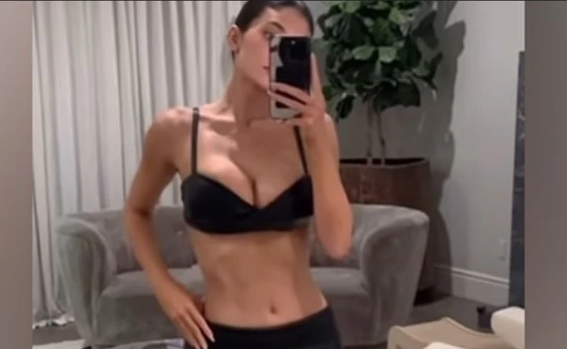 Кайли Дженър се разголи и показа страхотната си фигура ВИДЕО 18+