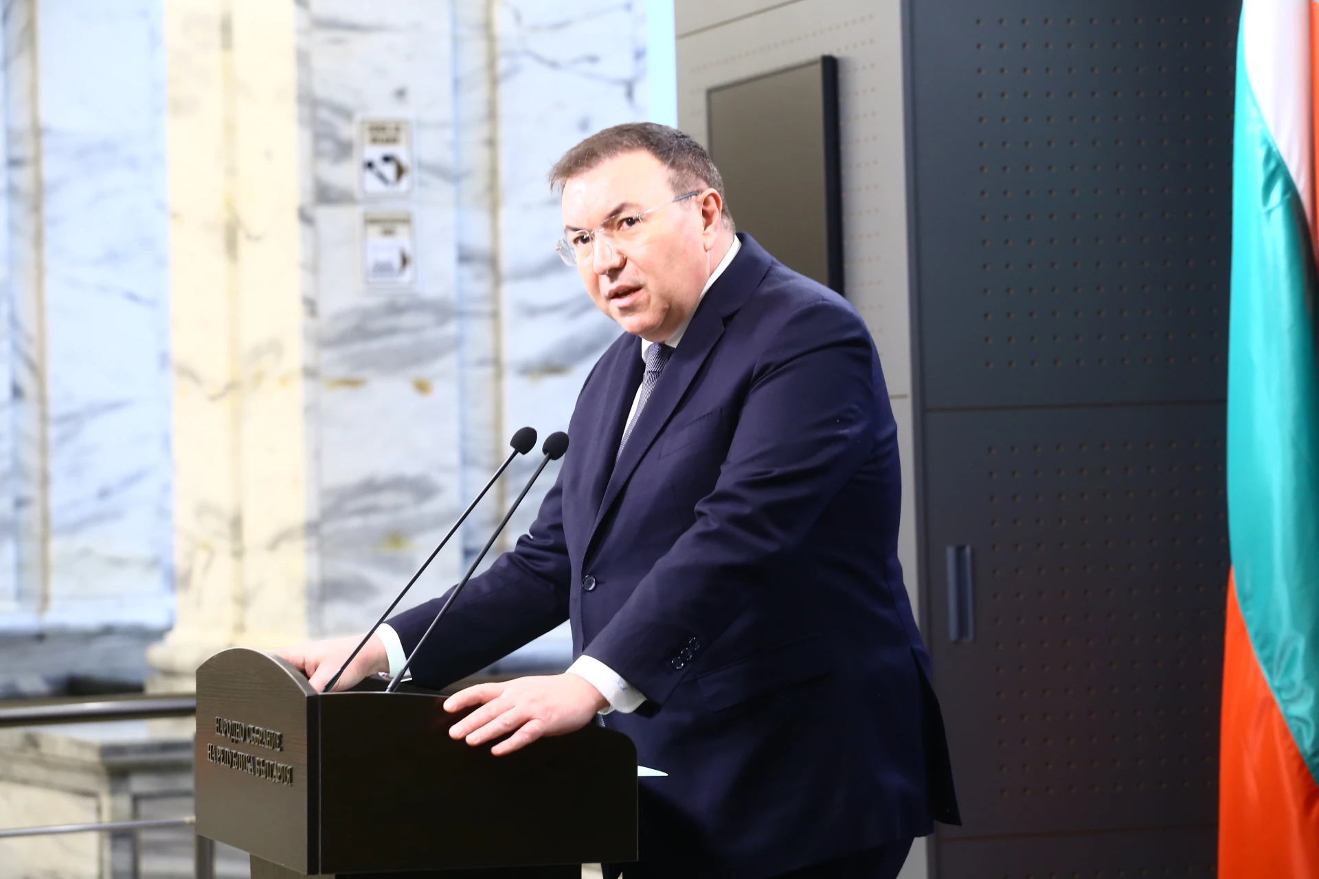 Проф. Ангелов за починалото бебе: Недопустимо е! 