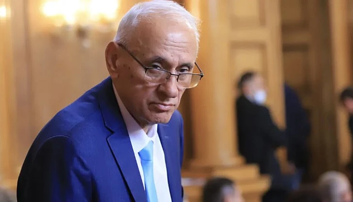 Силви Кирилов обяви колко пари се търсят за психиатриите