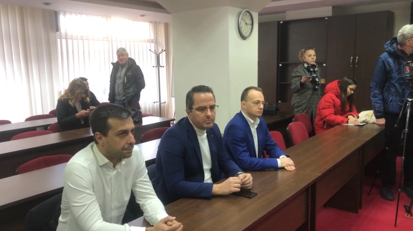 "Възраждане" влязоха в НСИ и получиха...