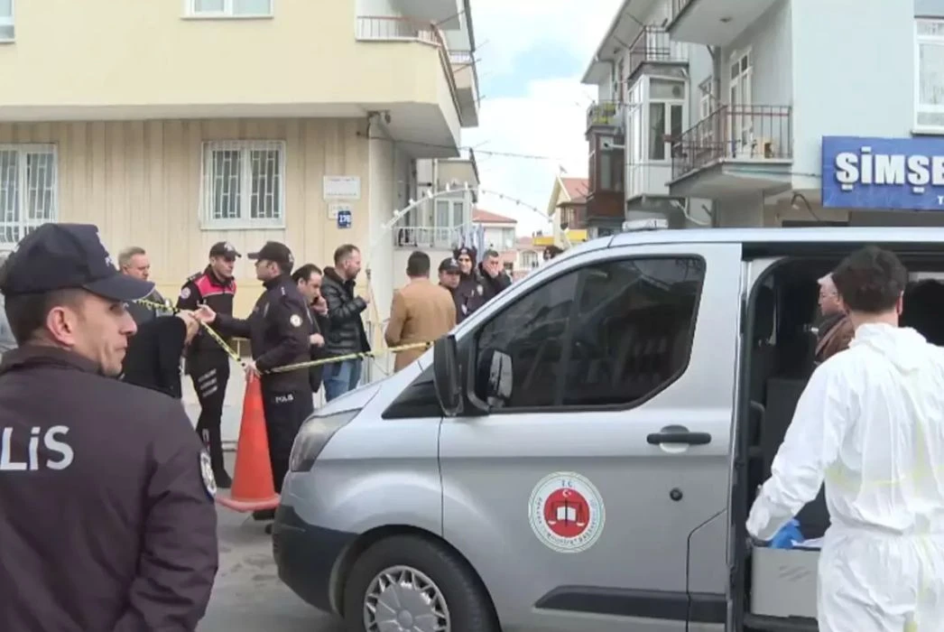 Ново брутално убийство на 2 деца като във Вакарел, трето бере душа СНИМКИ 
