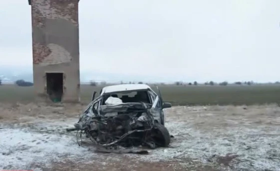 Страхотия: Жената джигит взела на абордаж влака за Кулата, докато той се движел със 100 км/ч