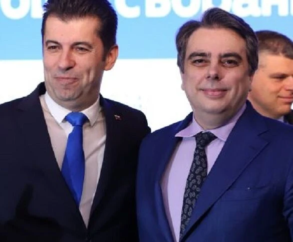 Тайни договорки на Кирил и Асен! ДПС-Ново начало вика спешно...
