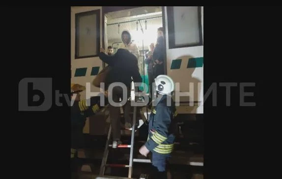 Брутални СНИМКИ от ужаса в софийското метро