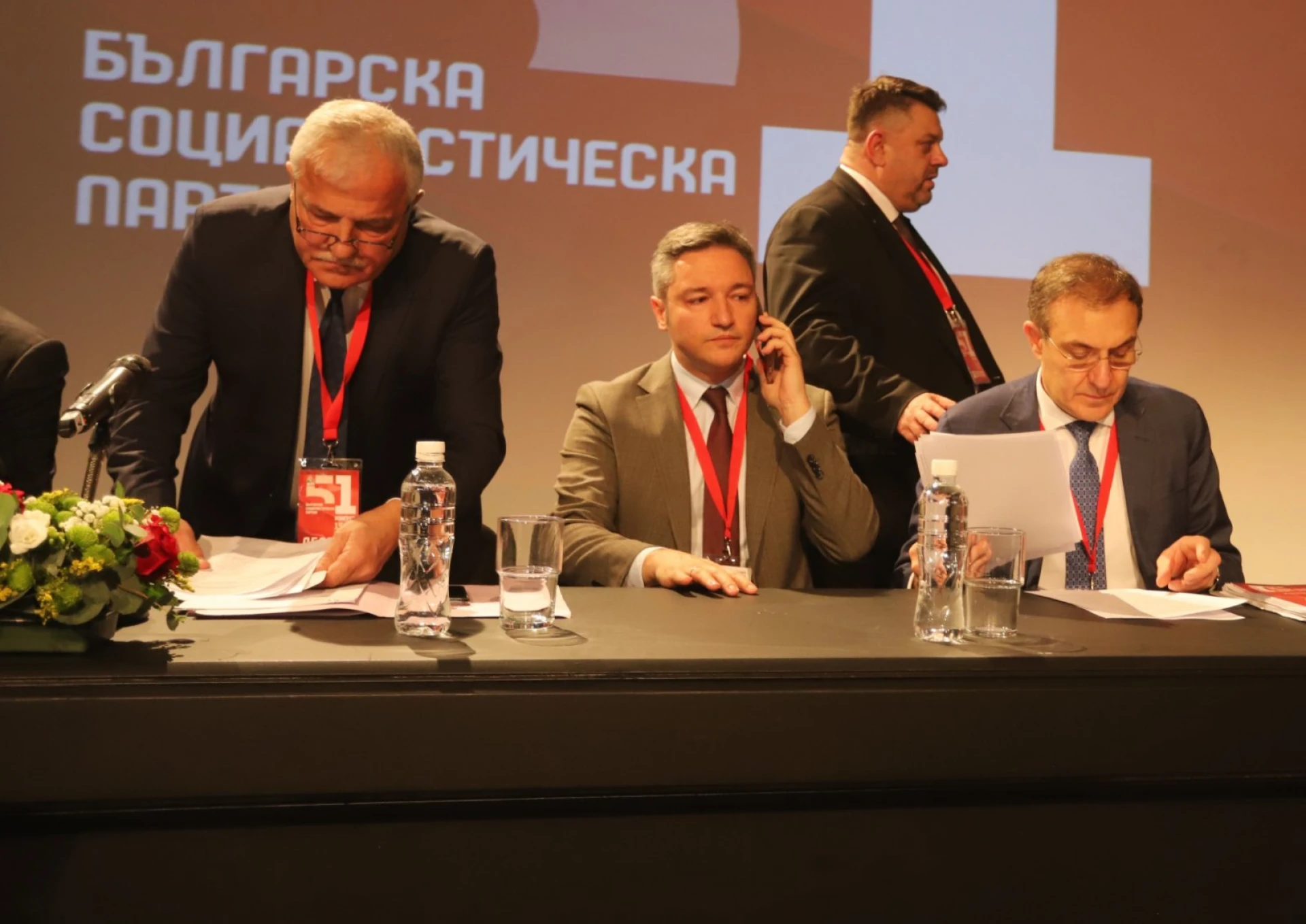 Първо в БЛИЦ! БСП с реакция след жълтия картон от Борисов! Пада ли кабинетът