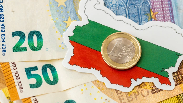 Домбровскис каза кога е реалистично България да влезе в еврозоната