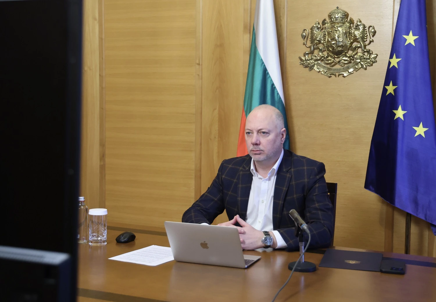 Желязков с тежки думи пред Европа и Макрон за Украйна, каза, че България е...