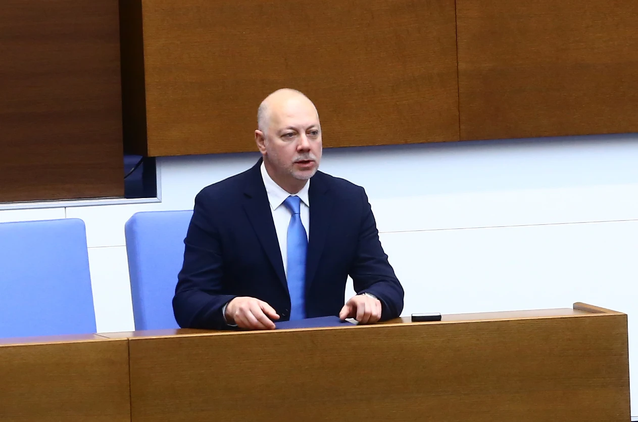 Премиерът Желязков честити Възкресение