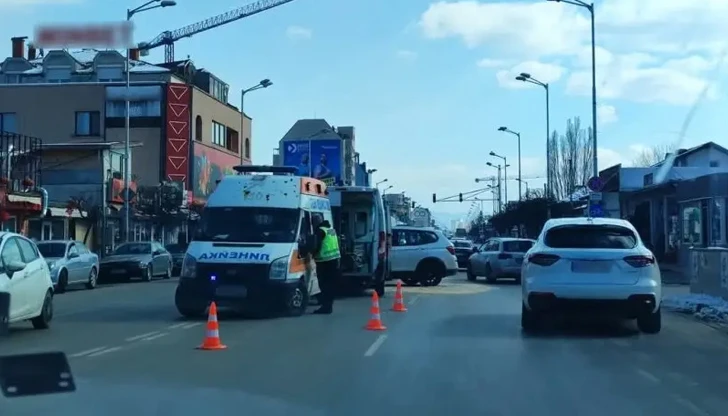 Лоша новина след мелето с линейка в София СНИМКИ