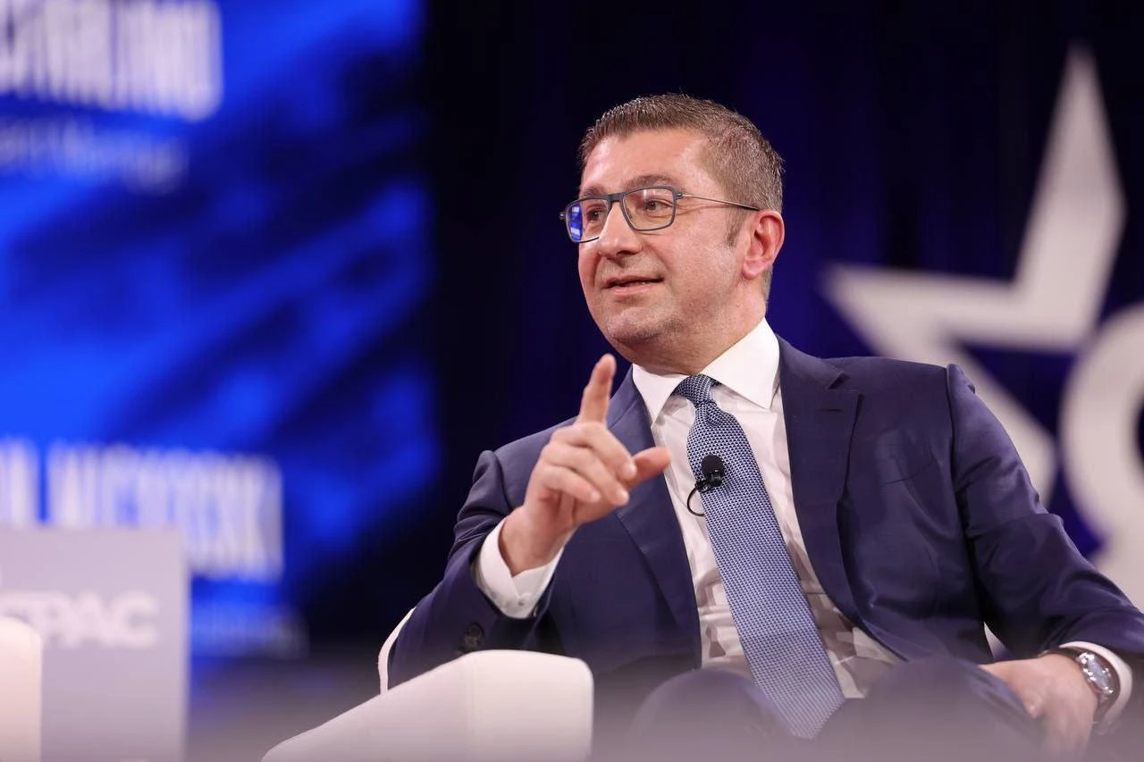 Мицкоски: Веднага приехме инициативата за среща с България