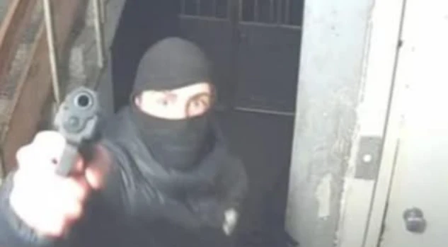 Цял блок в София трепери от агресивен съсед, нещата ескалират ВИДЕО