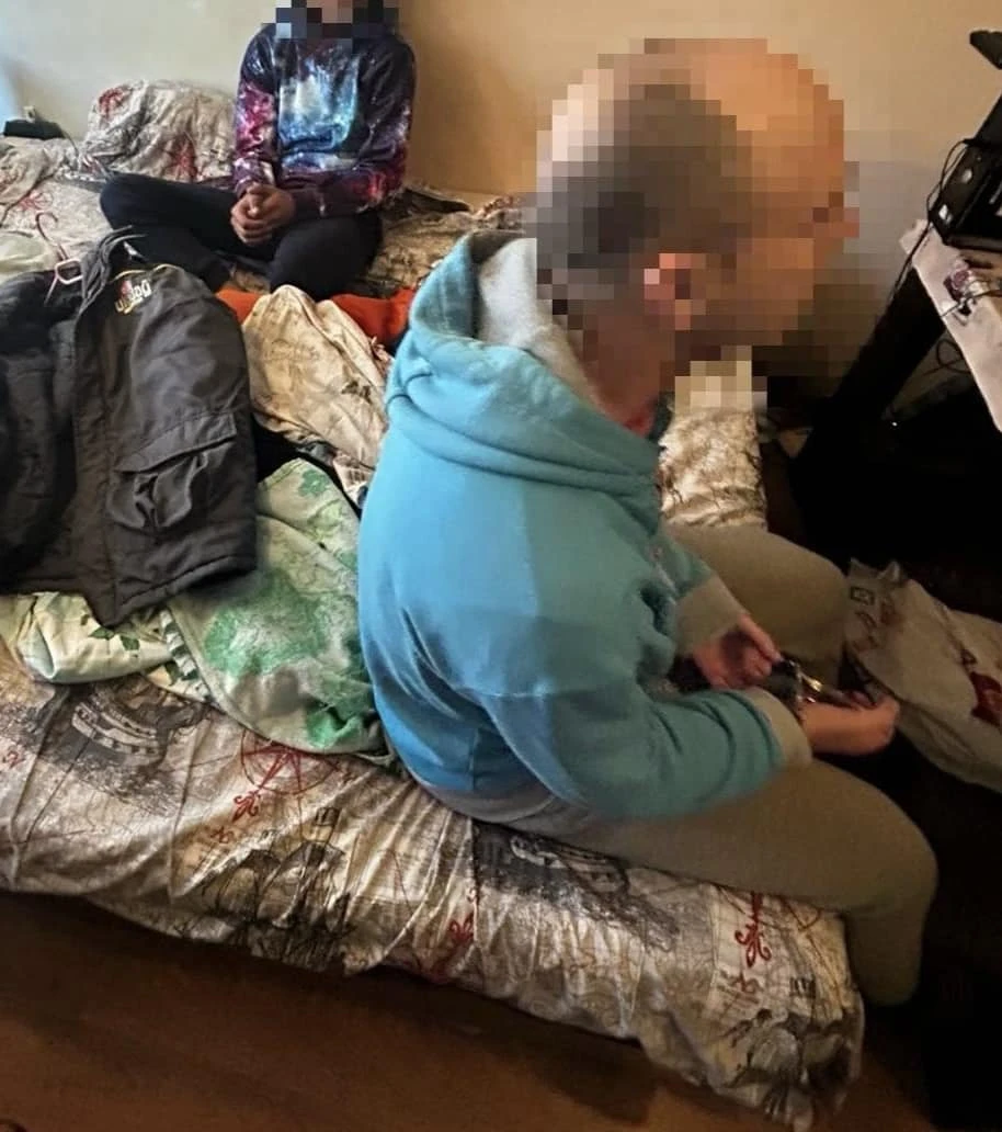 ГДБОП арестува сексуален насилник, откриха 12-г. жертва в дома му СНИМКА