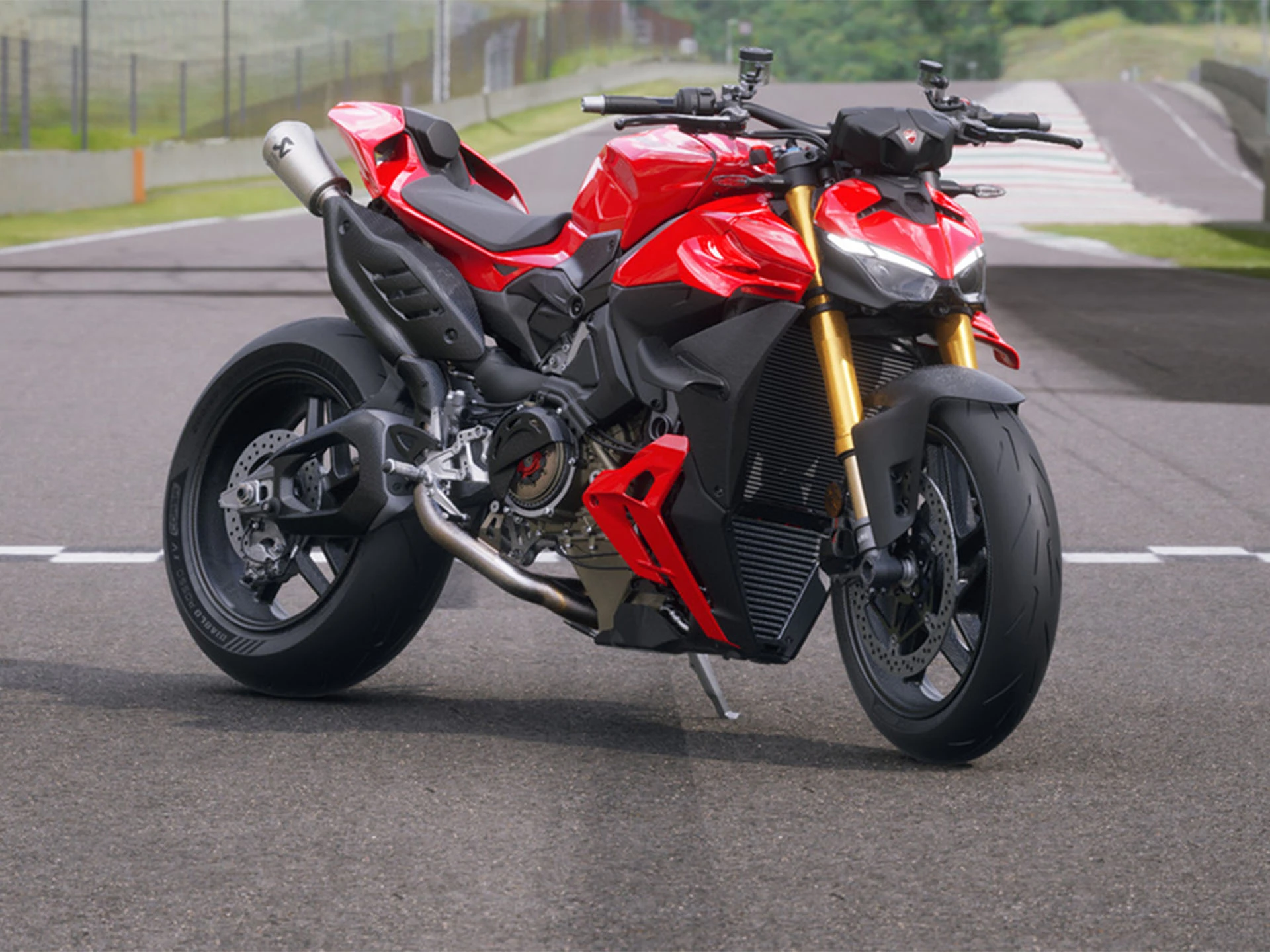 Любителите на моторите откачиха: Четири премиери на Ducati в София, ето къде 