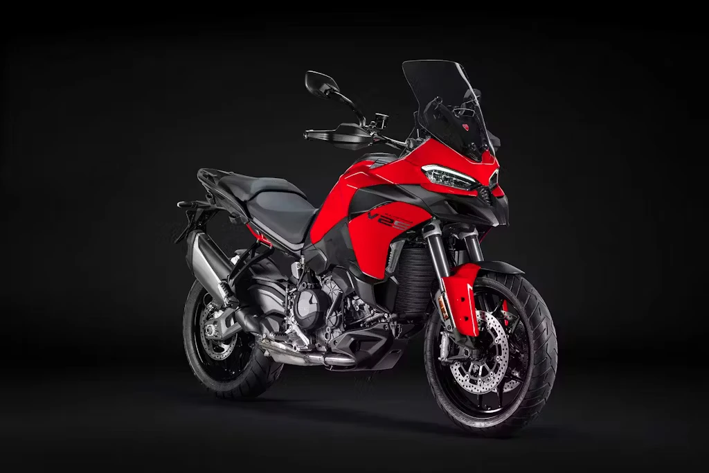 Любителите на моторите откачиха: Четири премиери на Ducati в София, ето къде 