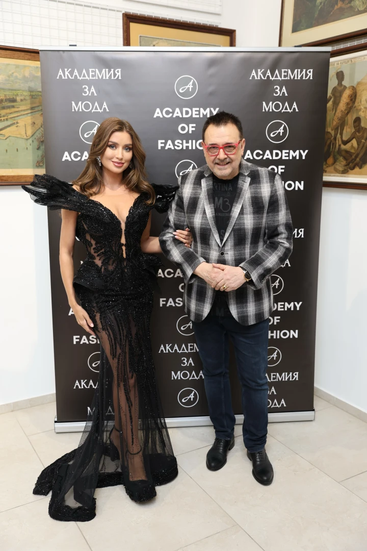 Еманципация в модата: "Вечер на стила", посветена на Шанел СНИМКИ