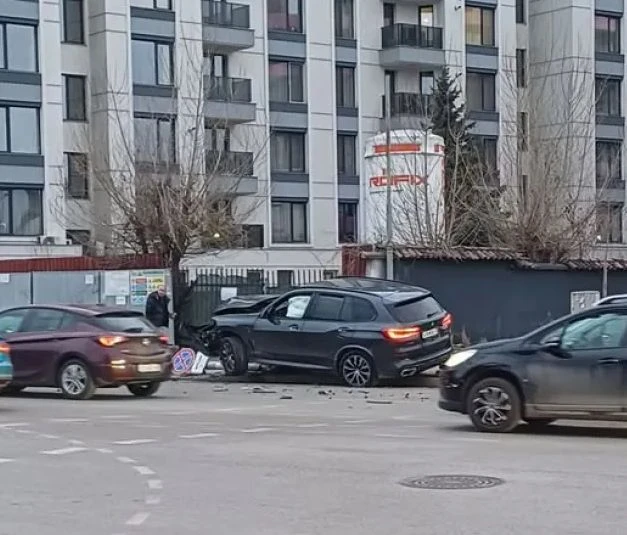 Зверско меле на едно от най-черните места в София ВИДЕО