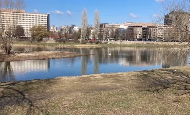 Известен ресторант трови водата на река Марица