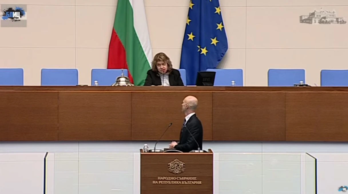 Малко, но кресливи: Лют скандал в НС между „Възраждане“ и Киселова БЛИЦ live