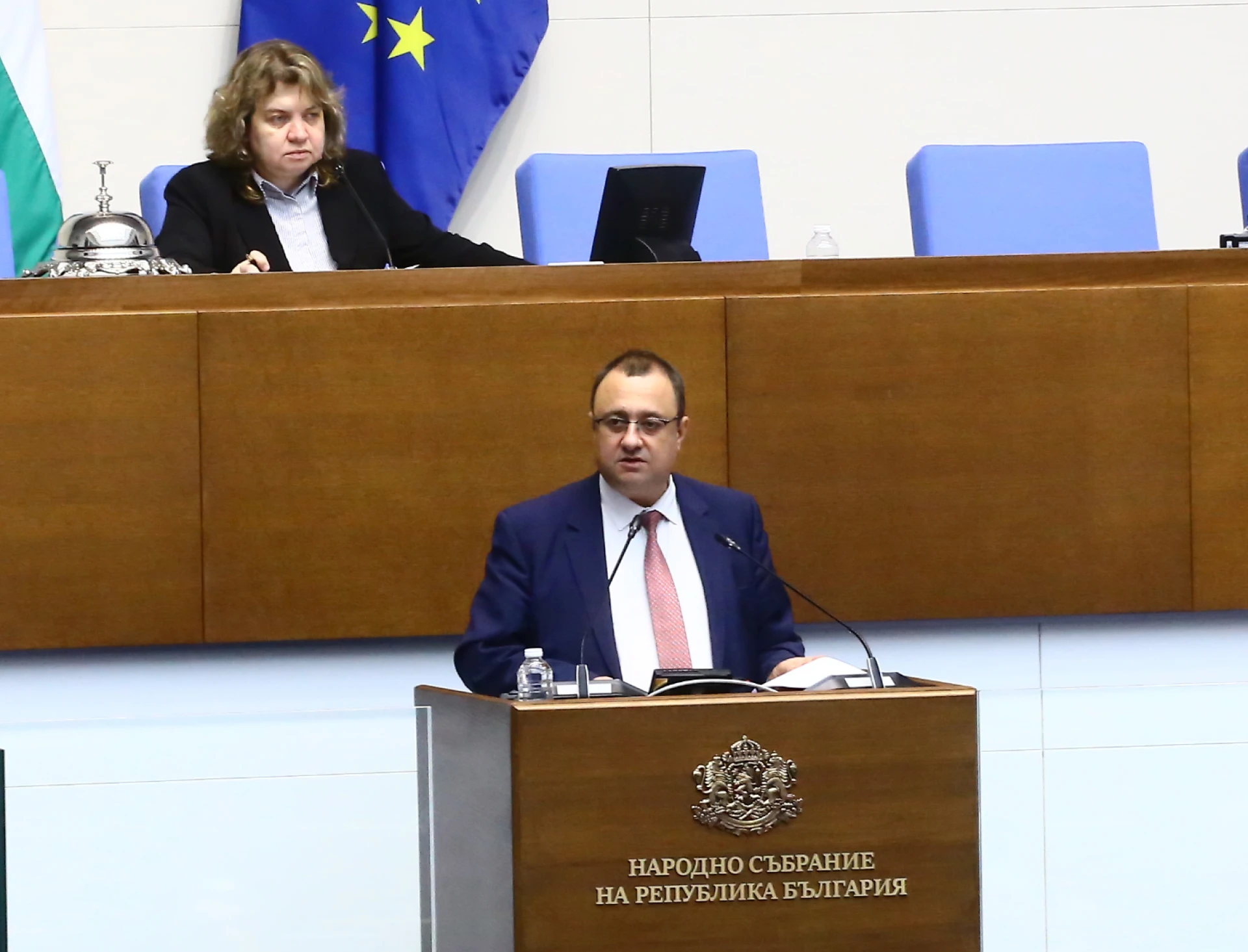 Страшна интрига с офертата към Русинова за шеф на АПИ, министърът я отряза? 