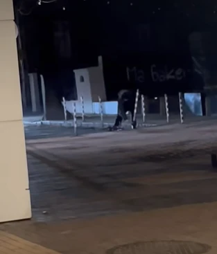 В тази София вече всеки прави каквото си иска, ето какво сътвори мъж на "Витошка"