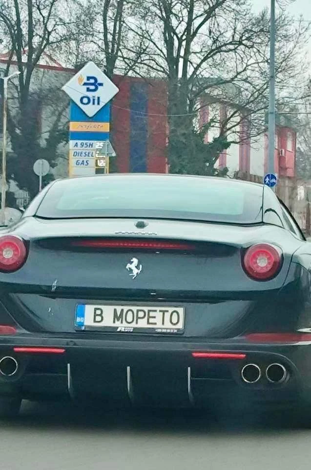 Цял Бургас говори за този баровец и черния му звяр СНИМКИ 