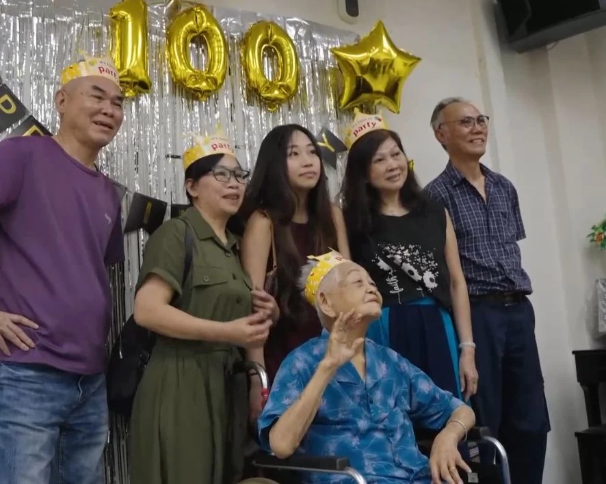 Каква е тайната им? Столетниците в Сингапур се множат ВИДЕО