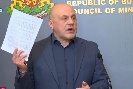 Нелеп мързел! Дончев разкри най-големия проблем с парите на България ВИДЕО