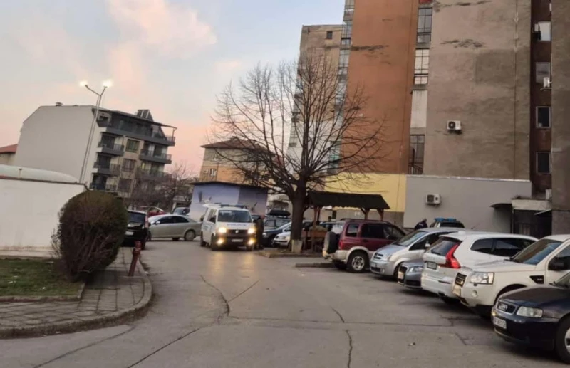 Смъртта броди из Враца: Пак откриха труп, този път във... СНИМКИ
