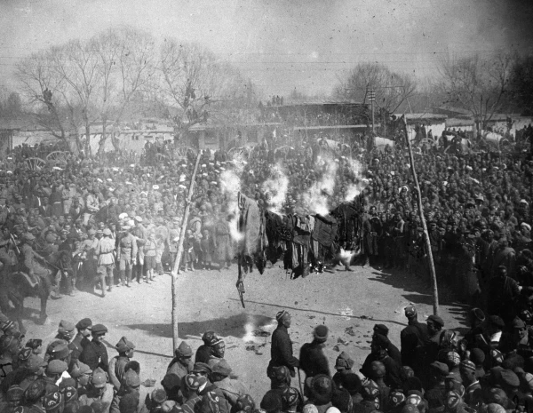 Честит празник, дами! Как масов женски протест преобръща историята на света УНИКАЛНИ СНИМКИ