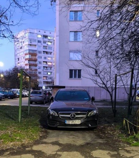 Софиянец от "Дружба" избухна срещу своите съжители: За 100 метра ли бе? 