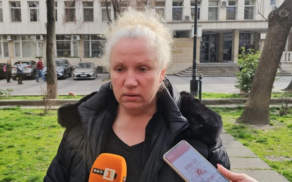 Майката на Митко от Цалапица изригна: Убийците изкарват на курорт присъдата си! 