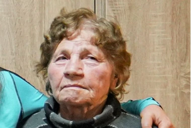 Виждали ли сте Вангелия, търсят я под дърво и камък СНИМКИ