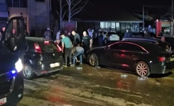 Моментът на ужаса! ВИДЕО показа как е пламнала дискотеката в Кочани 