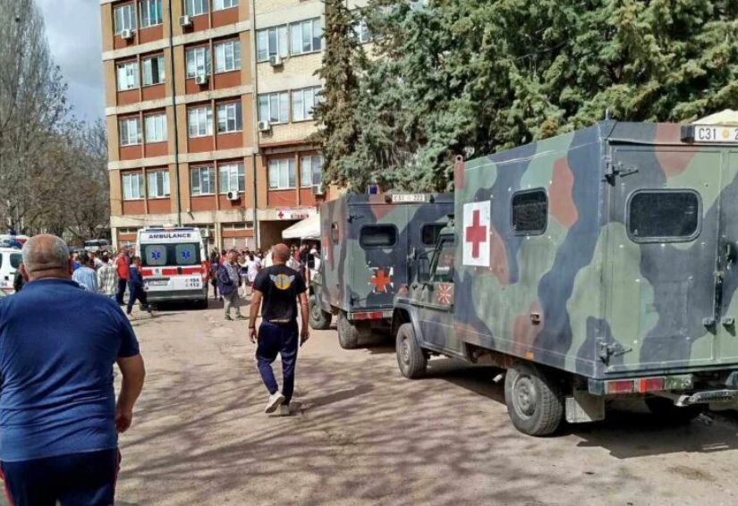 Македонците в България отварят домовете си след трагедията в Кочани