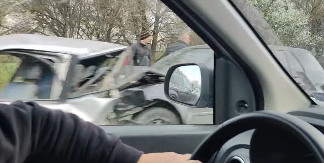 Адско меле край Плевен, шофьорите в ужас СНИМКИ