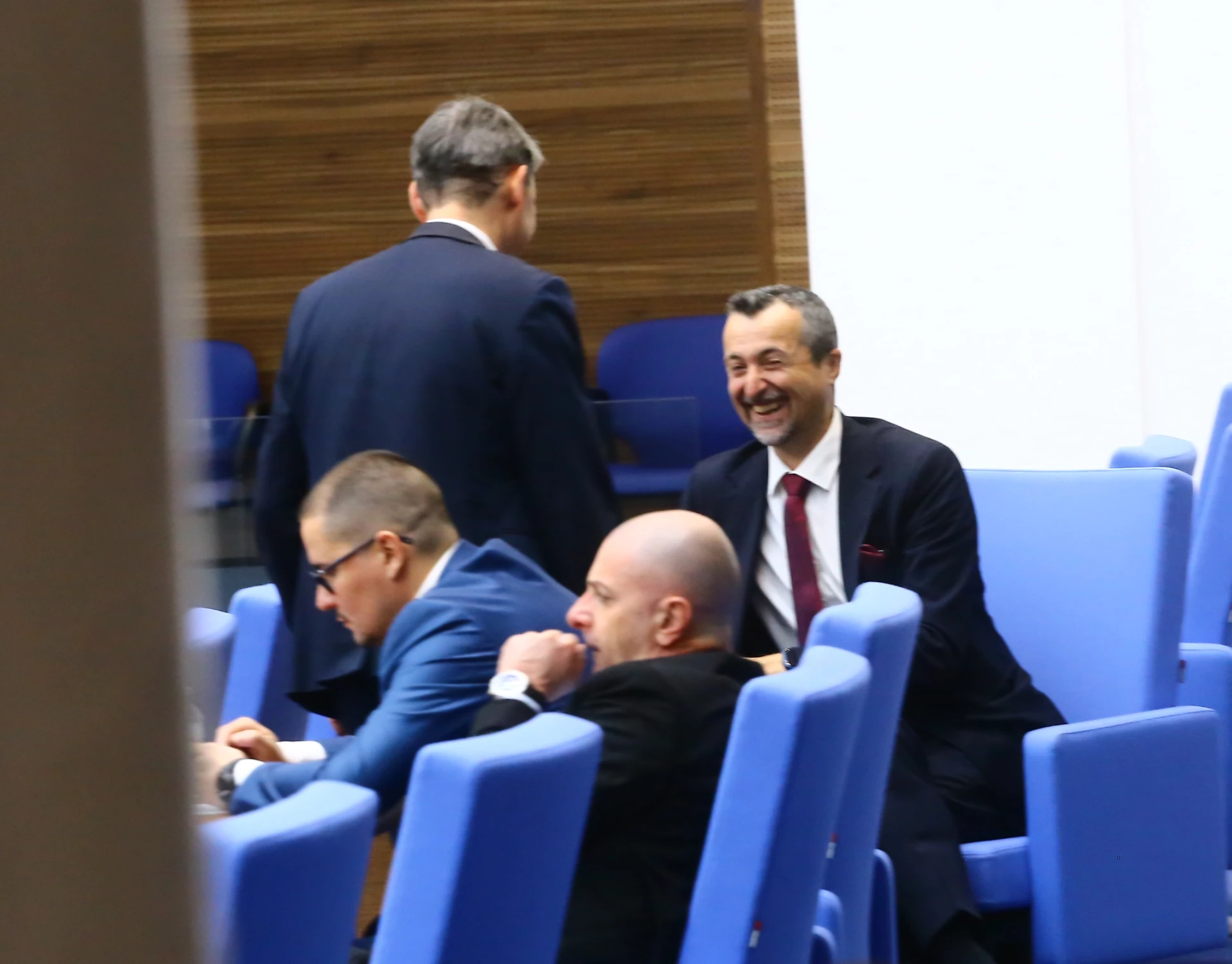 Решено: Депутатите избраха нов управител на Здравната каса