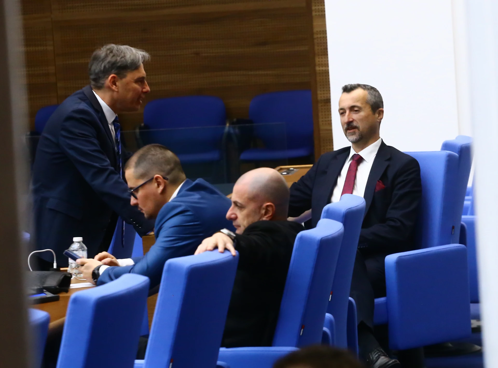 Решено: Депутатите избраха нов управител на Здравната каса