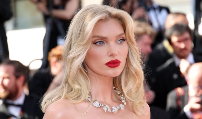 Бивш ангел на Victoria's Secret се показа без сутиен СНИМКИ 18+