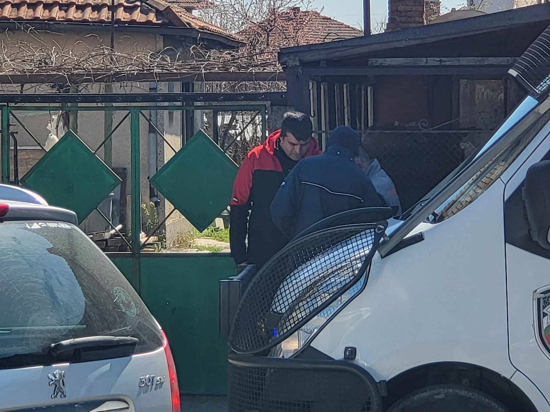 Извънредна ситуация в Бургас! Летят линейка и жандармерия СНИМКИ