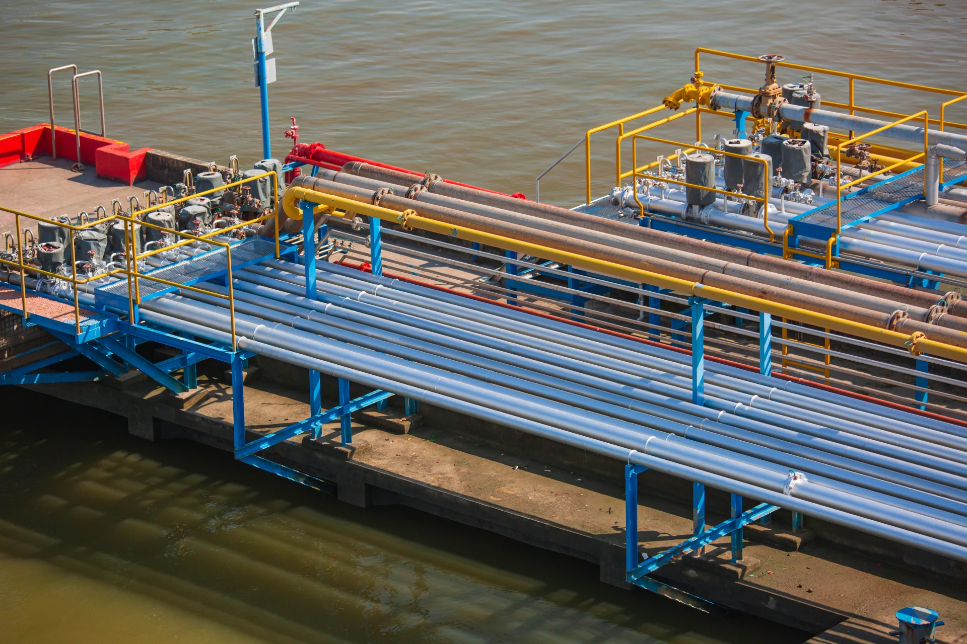 Румъния вече сондира Черно море за газ и се очаква да добие...