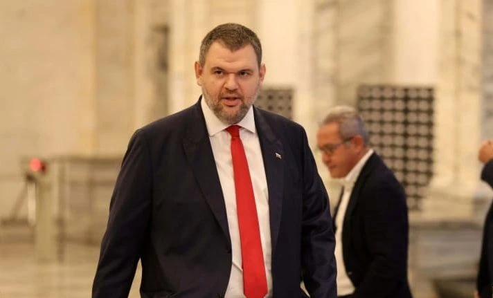 „Моделът Пеевски“ и Новото начало в политиката
