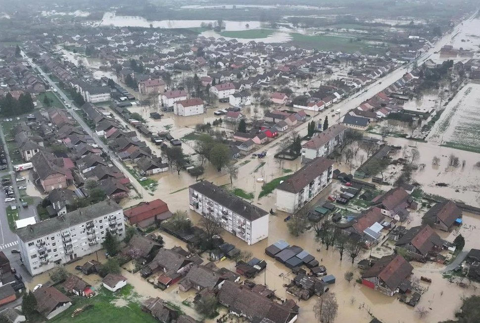 Извънредно положение в Хърватия! Цели села са под вода СНИМКИ