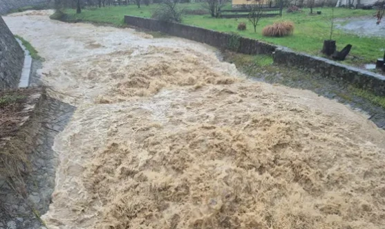 Извънредно положение в Хърватия! Цели села са под вода СНИМКИ
