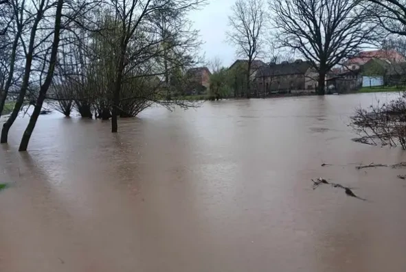 Извънредно положение в Хърватия! Цели села са под вода СНИМКИ
