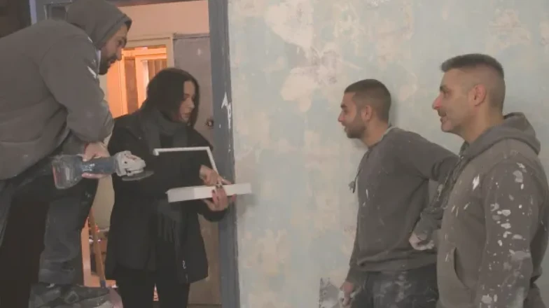 Предложение за брак с пръстен върху шпакла в "Бригада нов дом" ВИДЕО