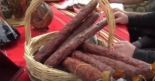 Майстори разкриха тайната рецепта за най-вкусния домашен бабек