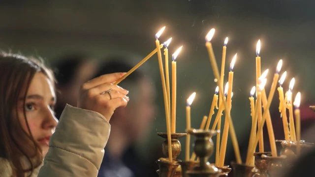 Важен празник е: Днес момите и жените се молят за...